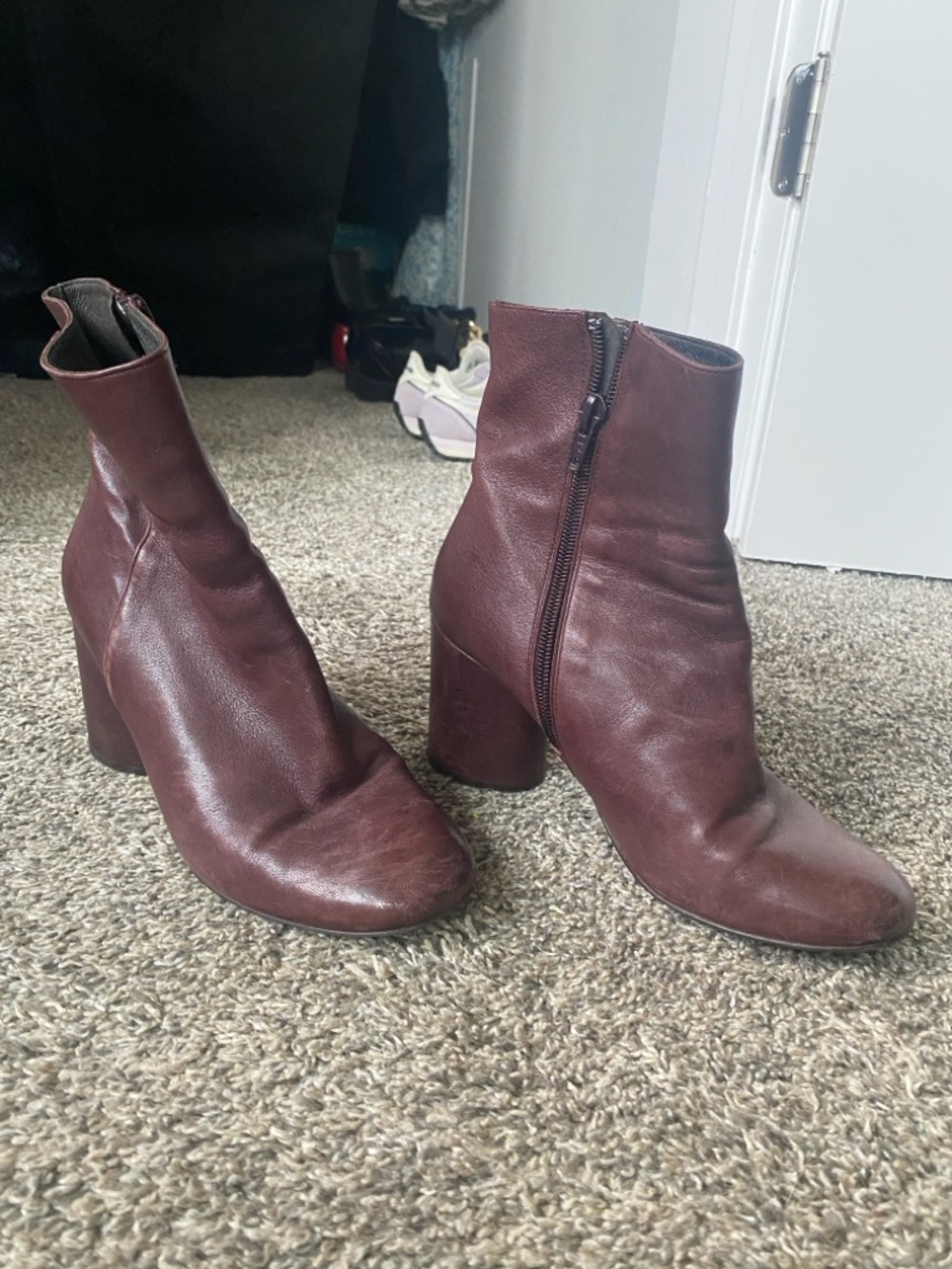 Women's Ankle Boots - Burgundy Leather Heeled Zip Boot